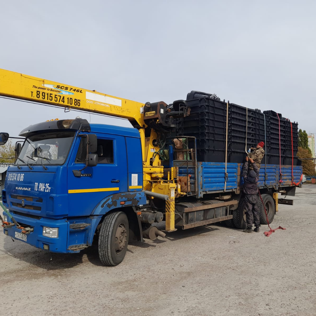 продолжаем передавать контейнеры для тко в муниципалитеты